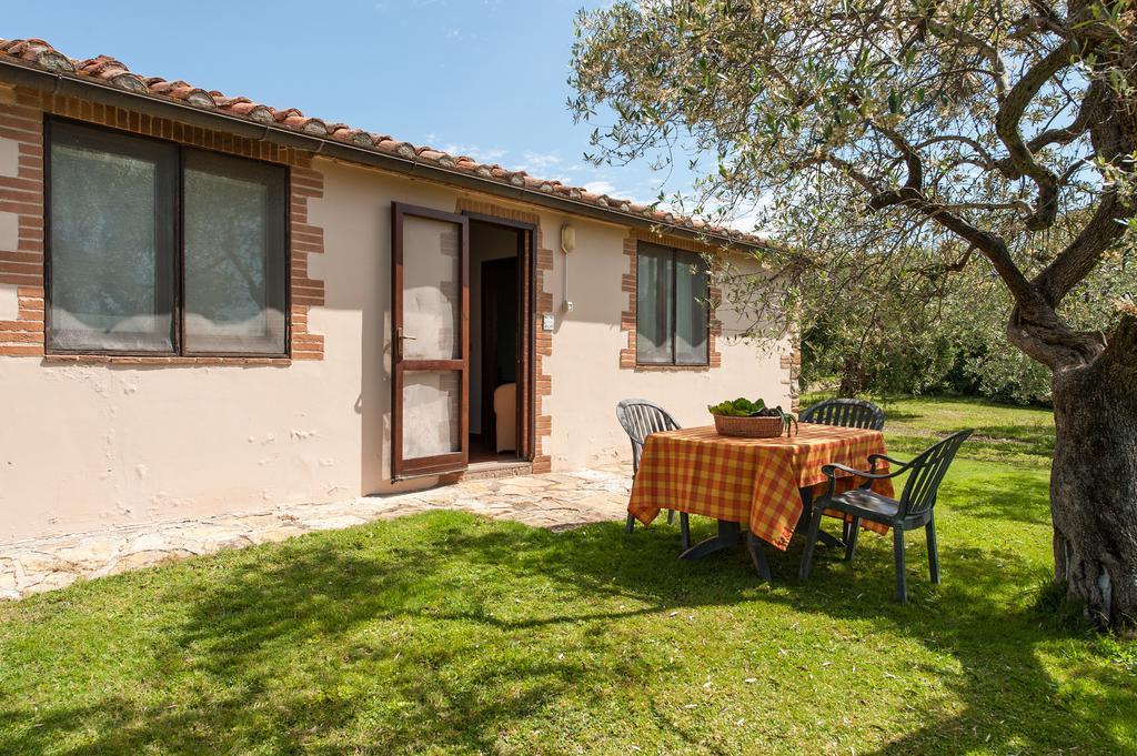 Campospillo Villa Magliano in Toscana Eksteriør billede